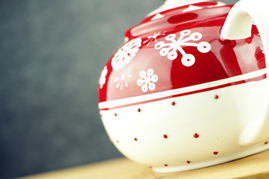 圣誕好禮，結(jié)婚大愛 釉下彩陶瓷茶壺杯套裝，融合工藝與情感的廚房藝術(shù)品